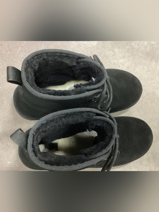 UGG Neumel High \'Black\'

 Men\'s Suede Chukka Lace-Up Boots Size 15 NIB